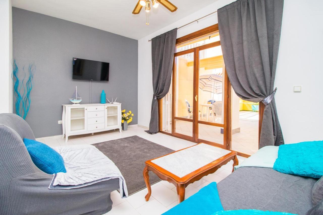 Nice House With Tennis Court,Sports And Playground Torrevieja Esterno foto