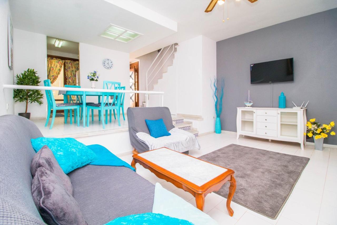 Nice House With Tennis Court,Sports And Playground Torrevieja Esterno foto