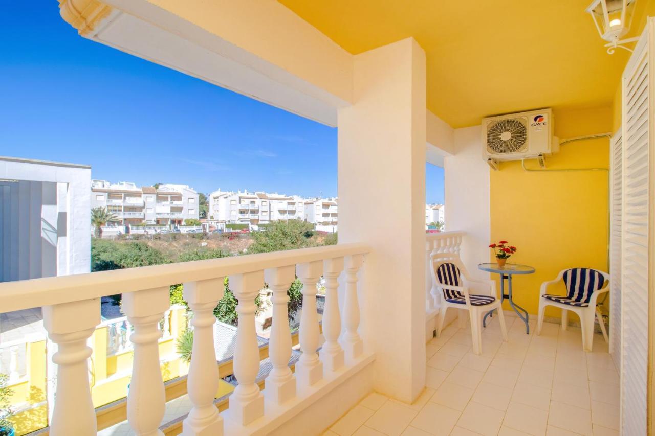Nice House With Tennis Court,Sports And Playground Torrevieja Esterno foto