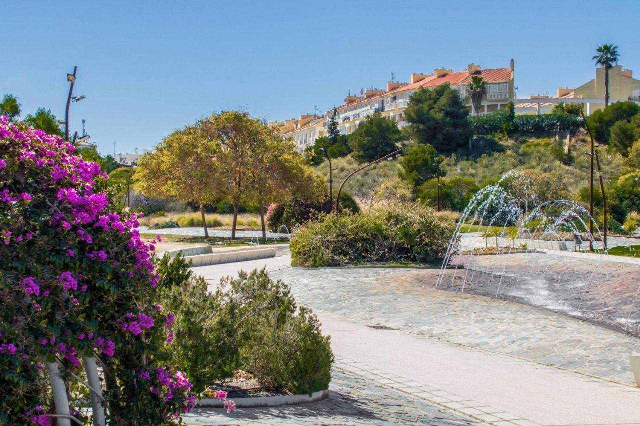 Nice House With Tennis Court,Sports And Playground Torrevieja Esterno foto